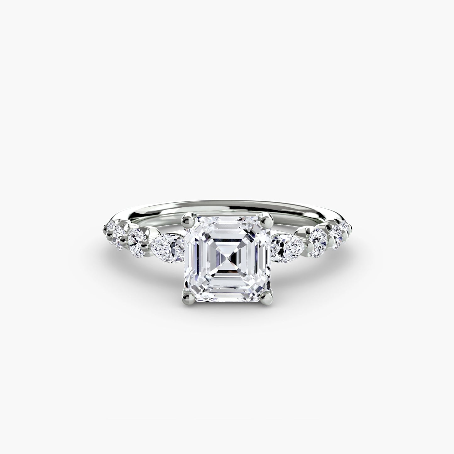 Setting Gold with Brilliant Diamond – close-up