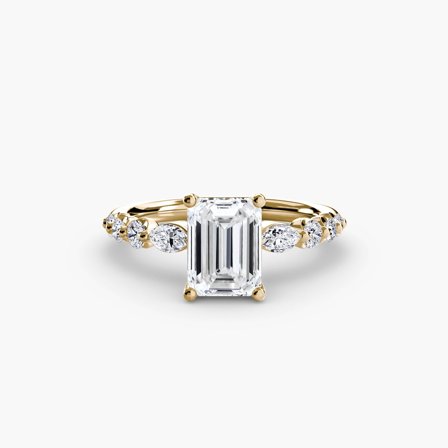 Brilliant Diamond Round Brilliant Setting in Gold – back view