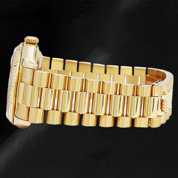 Natural Rolex 18238 Day-Date 36mm Yellow Gold Champagne Diamond Dial Watch
