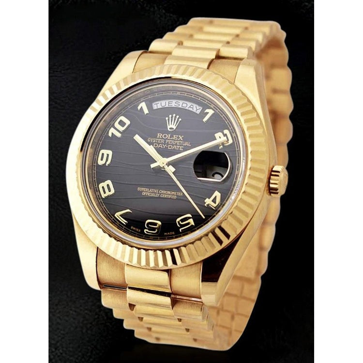 Men Watch Domed Bezel