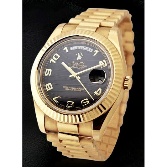 Men Watch Domed Bezel