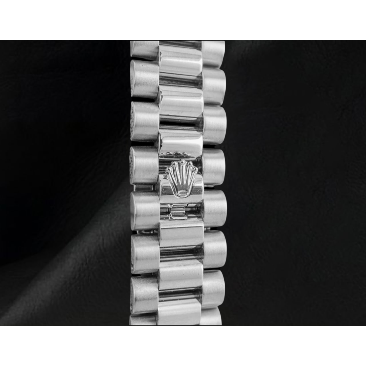 Rolex Ladies Datejust 26mm Mother of Pearl Dial 2002 Year President Bracelet 18K Watch