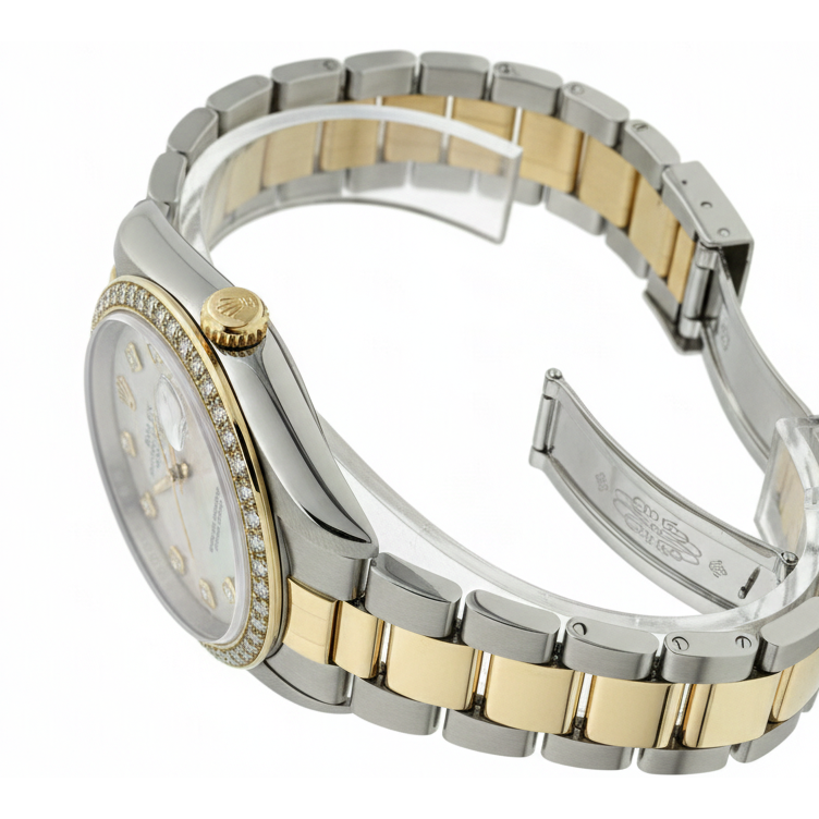 South Sea Pearl ring in Two Tone Gold – angle view