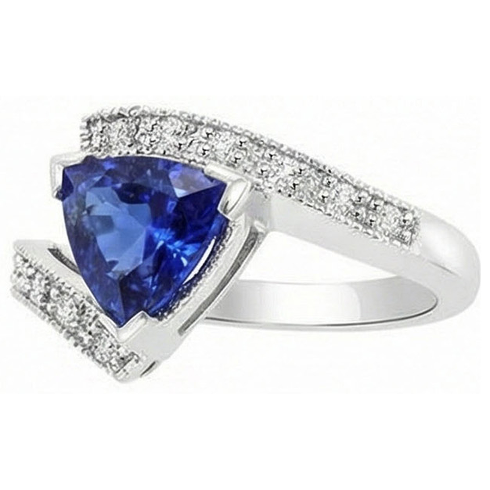 natural round sapphire 3ct ring top view
