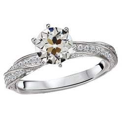Shimmering Anniversary Ring with Twisted Shank Diamond – 2 ct
