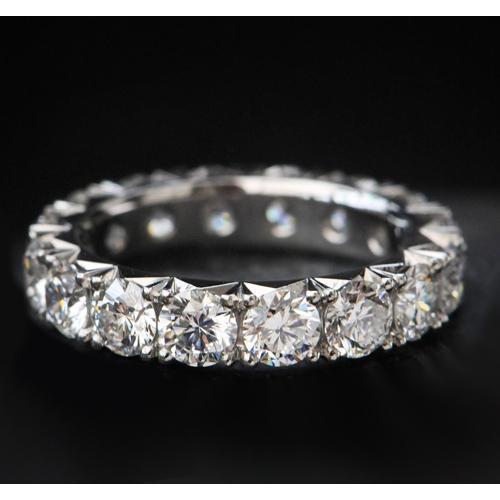 Round Real Diamond Wedding Ring For Women
