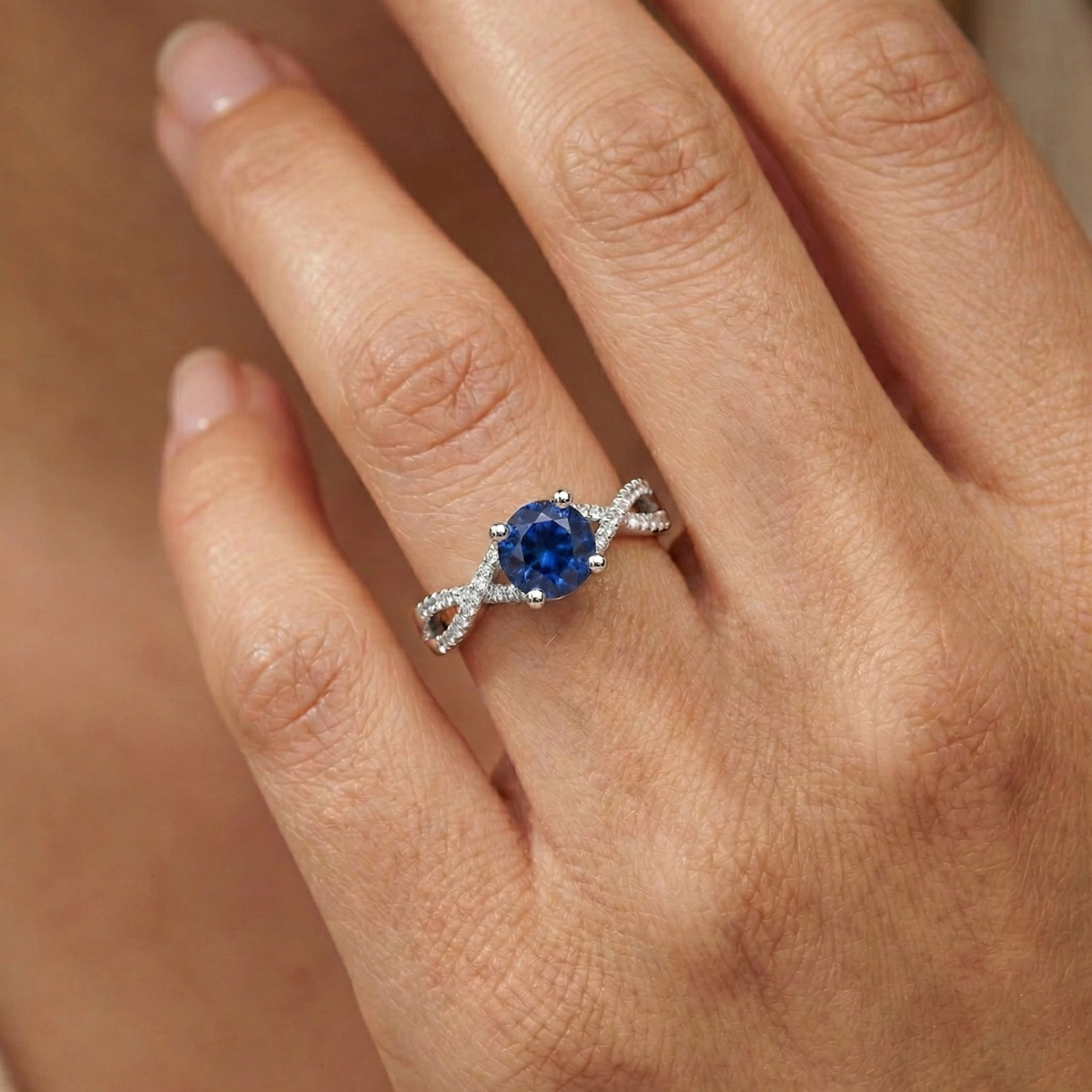 natural round sapphire 1ct ring with diamond accents