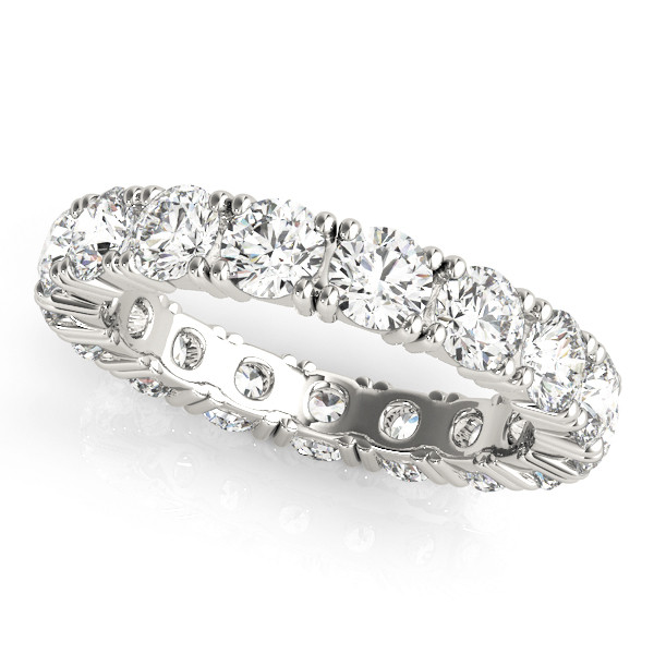 Round Cut Brilliant Diamond ring in 14K White Gold – main view