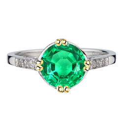 Two-Tone 14K Gold Precious Stone Ring with Fine Emerald – 3.50 ct