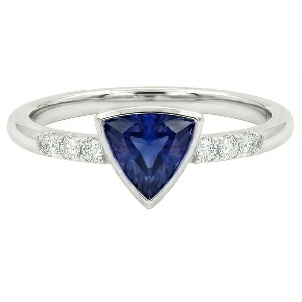 natural round sapphire 0.75ct watch close up detail