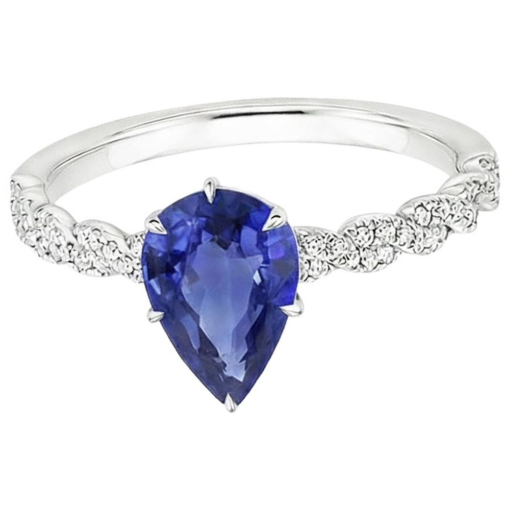 natural round sapphire 3.50ct ring close up detail