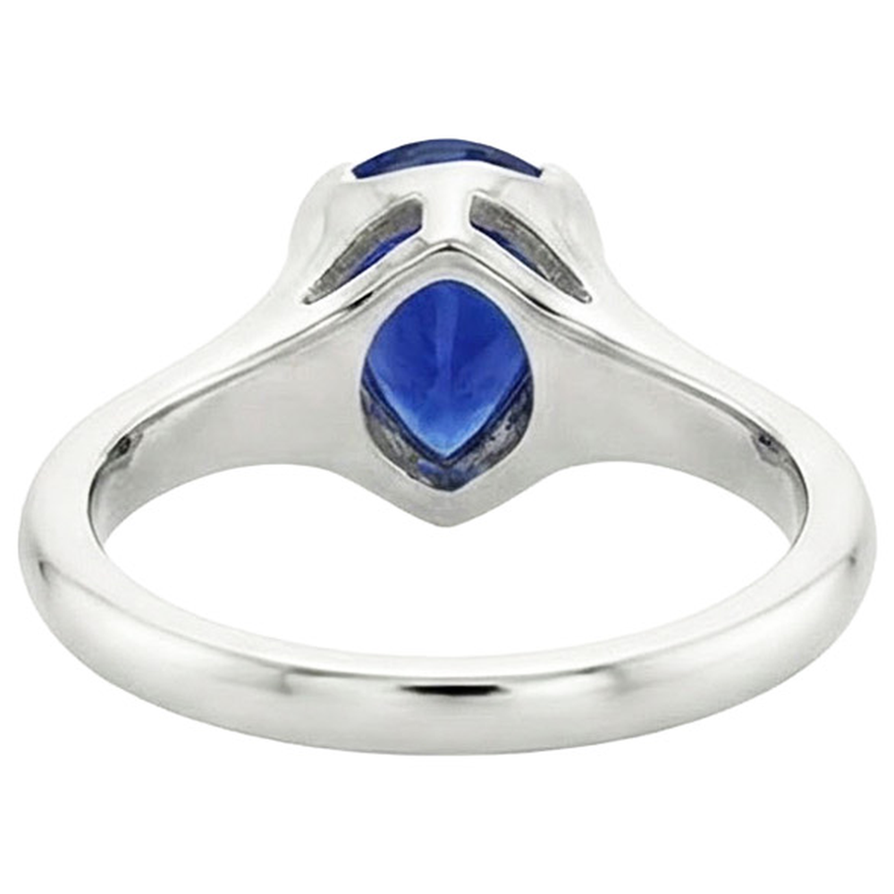 natural pear sapphire 3ct watch side angle