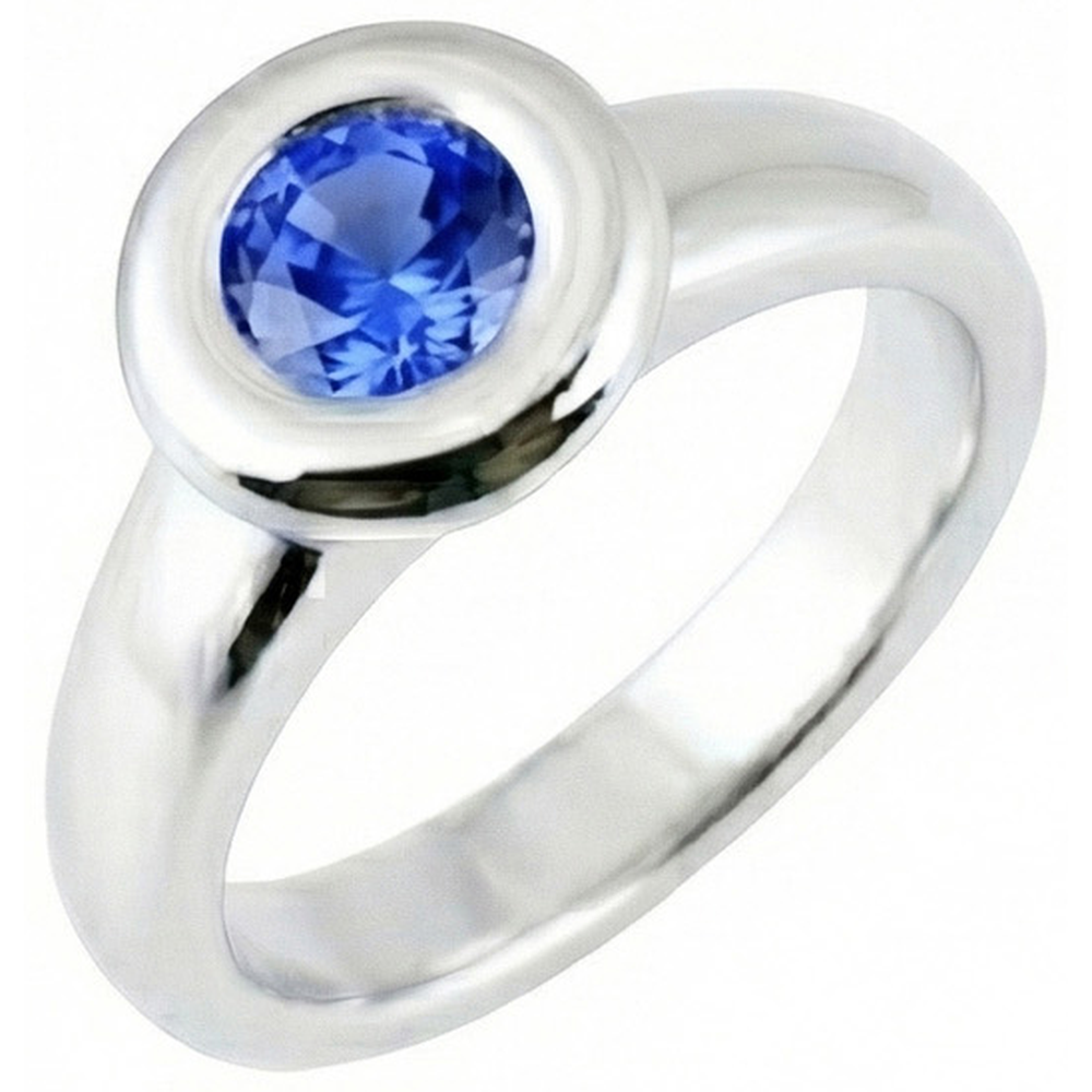 natural round sapphire 1ct ring close up detail