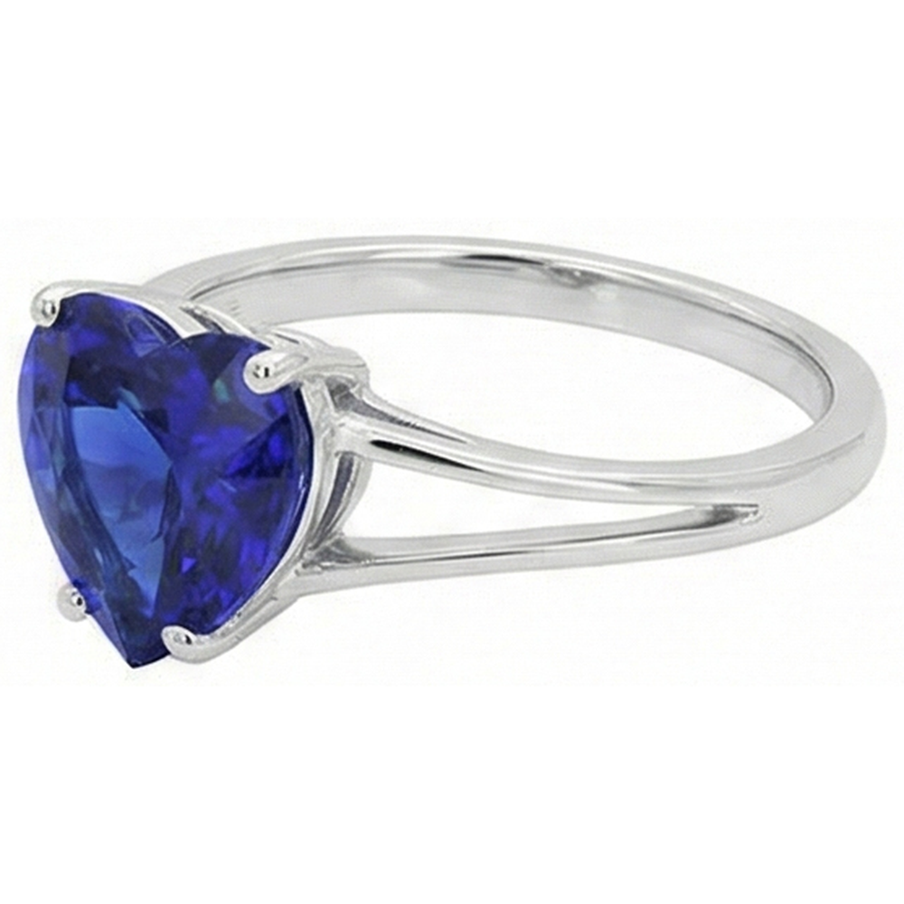 natural heart sapphire 2.50ct ring close up detail
