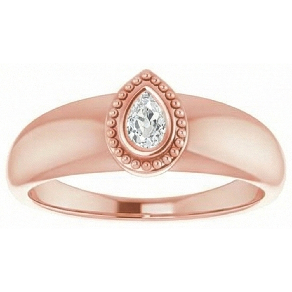 natural pear diamond 1ct watch close up detail