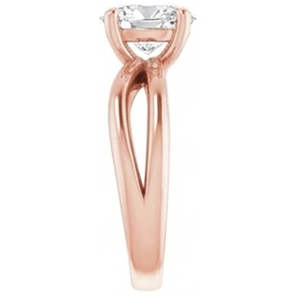 natural pear diamond 2ct ring close up detail
