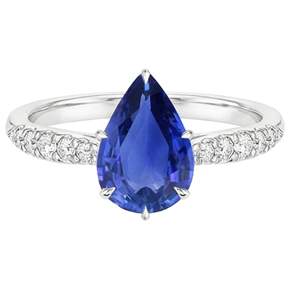 natural round sapphire 5ct ring on white background