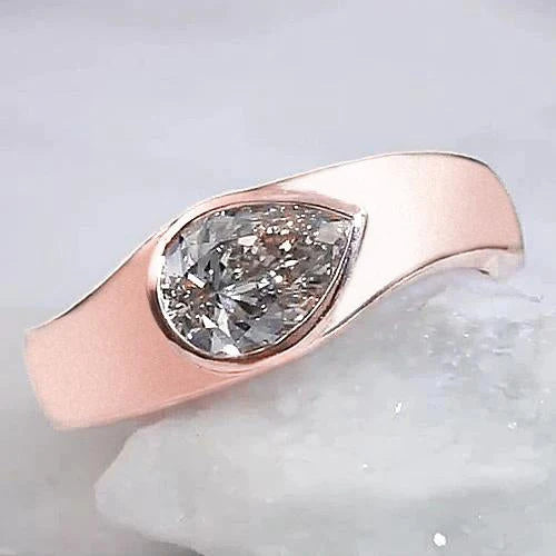 Solitaire Ring Pear Natural Diamond 2 Carats Rose Gold Wood
