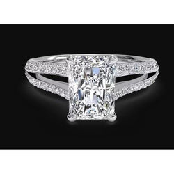 Sparkling Radiant And Round Cut Real Diamond Engagement Ring 3.40 Carats