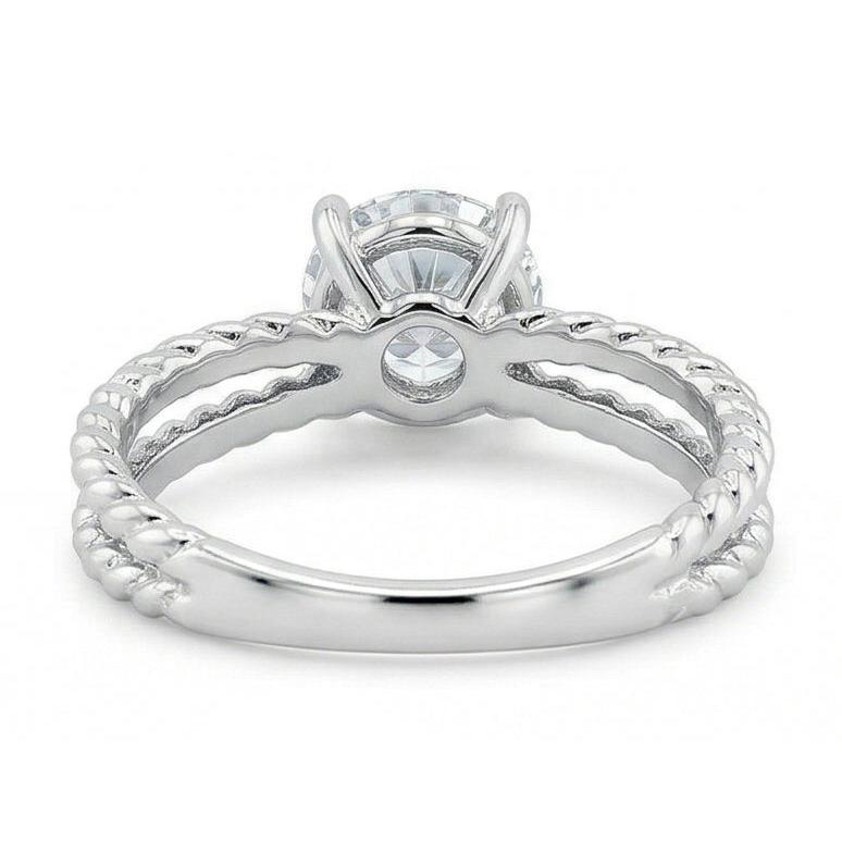 natural round diamond 3ct ring on white background