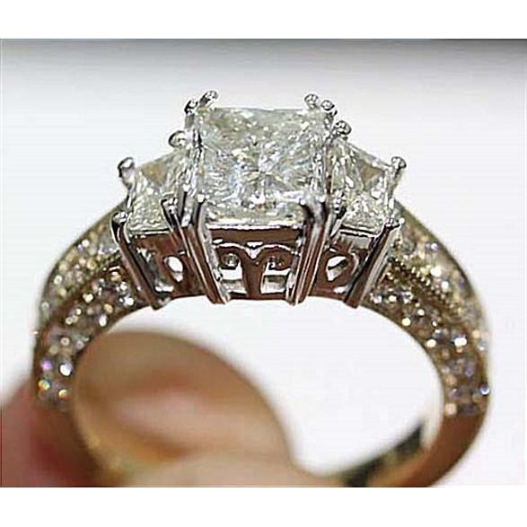 Three Stone Natural Diamond Ring 2.75 Carat Vintage Style Yellow Gold 14K