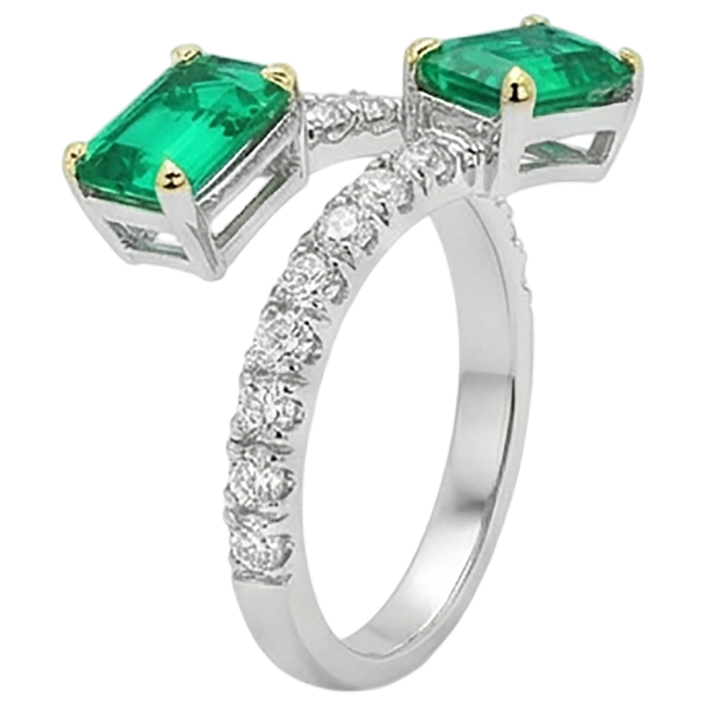 Radiant Fine Emerald Gemstone Ring 2 ct – profile view
