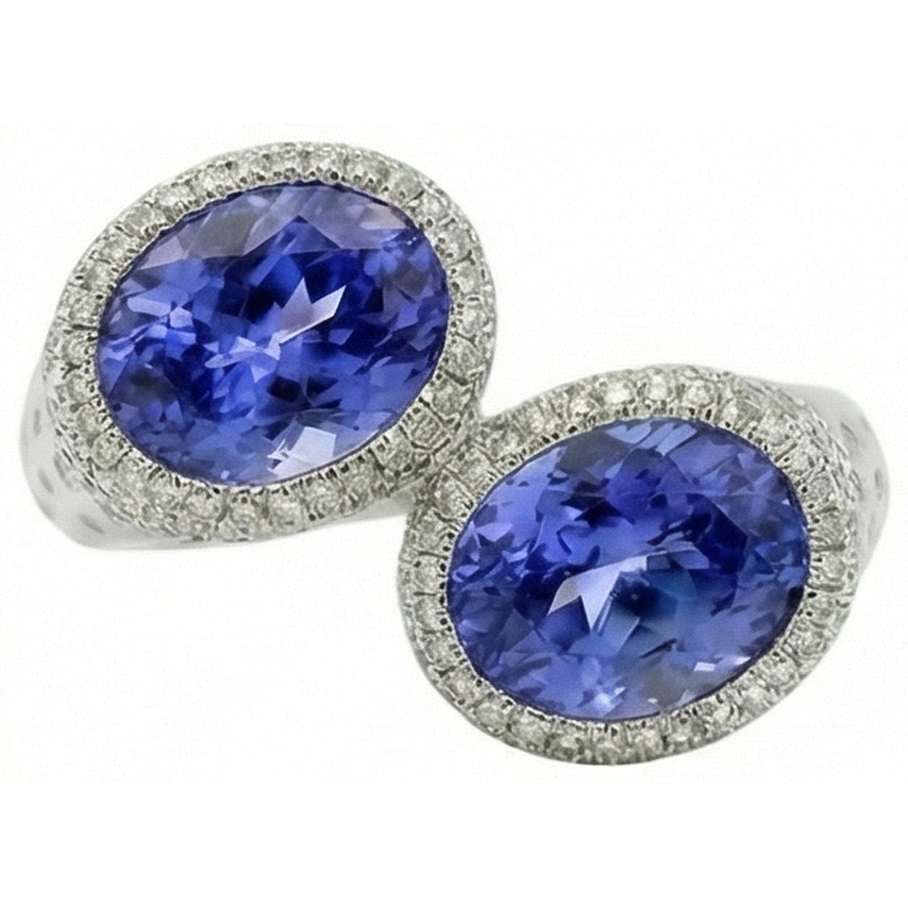 natural round tanzanite 5.50ct ring close up detail