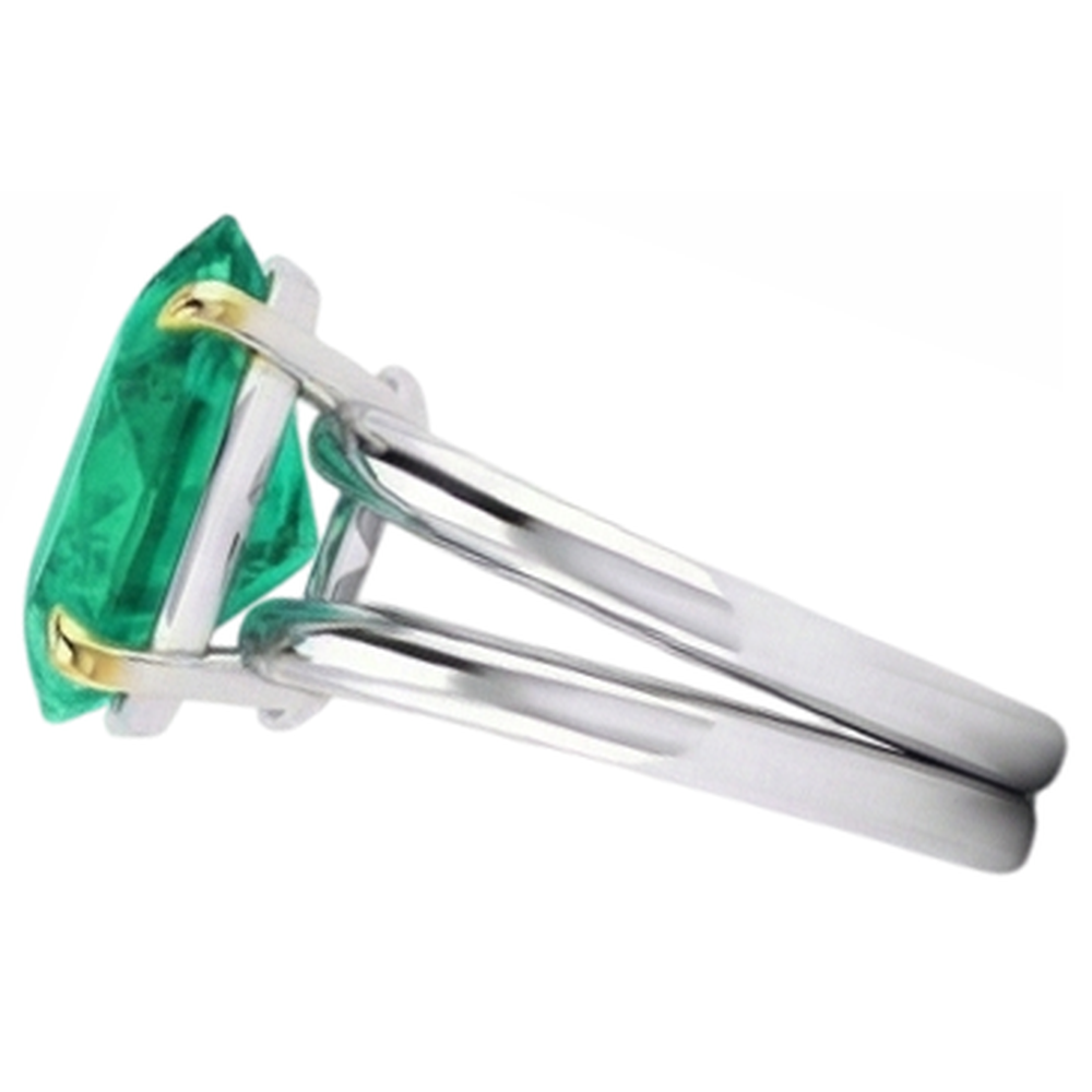 Exquisite Precious Stone Ring 2 ct – angle view