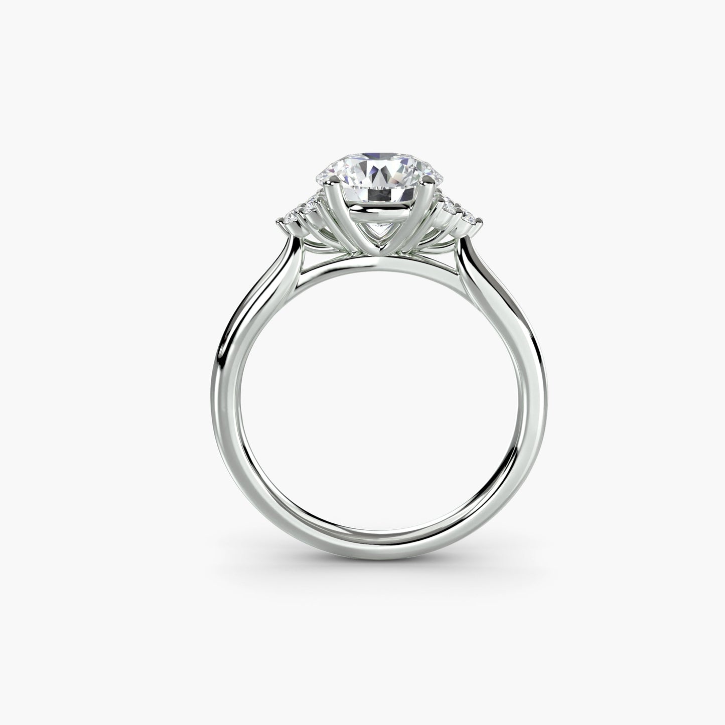Round Cut Gemstone ring in Gold – front view