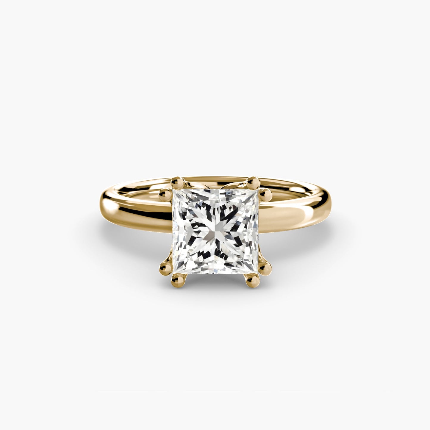 Gemstone ring in Gold – side view