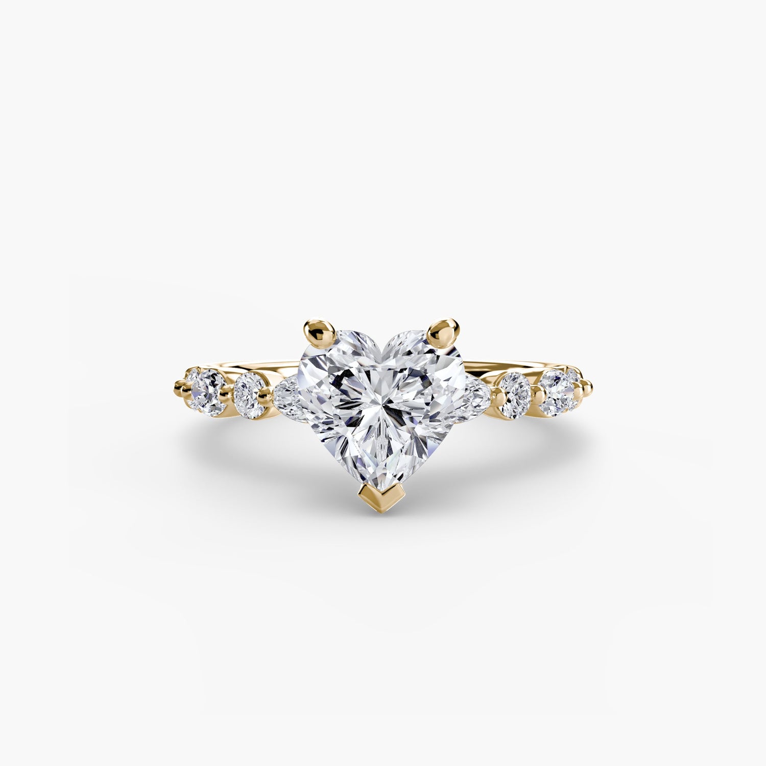 Earth-Mined Fine Diamond Setting – detail view