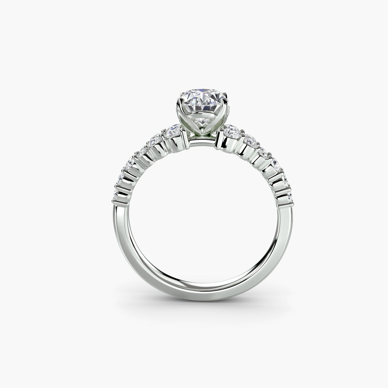 Round Cut Gemstone ring in Gold – front view