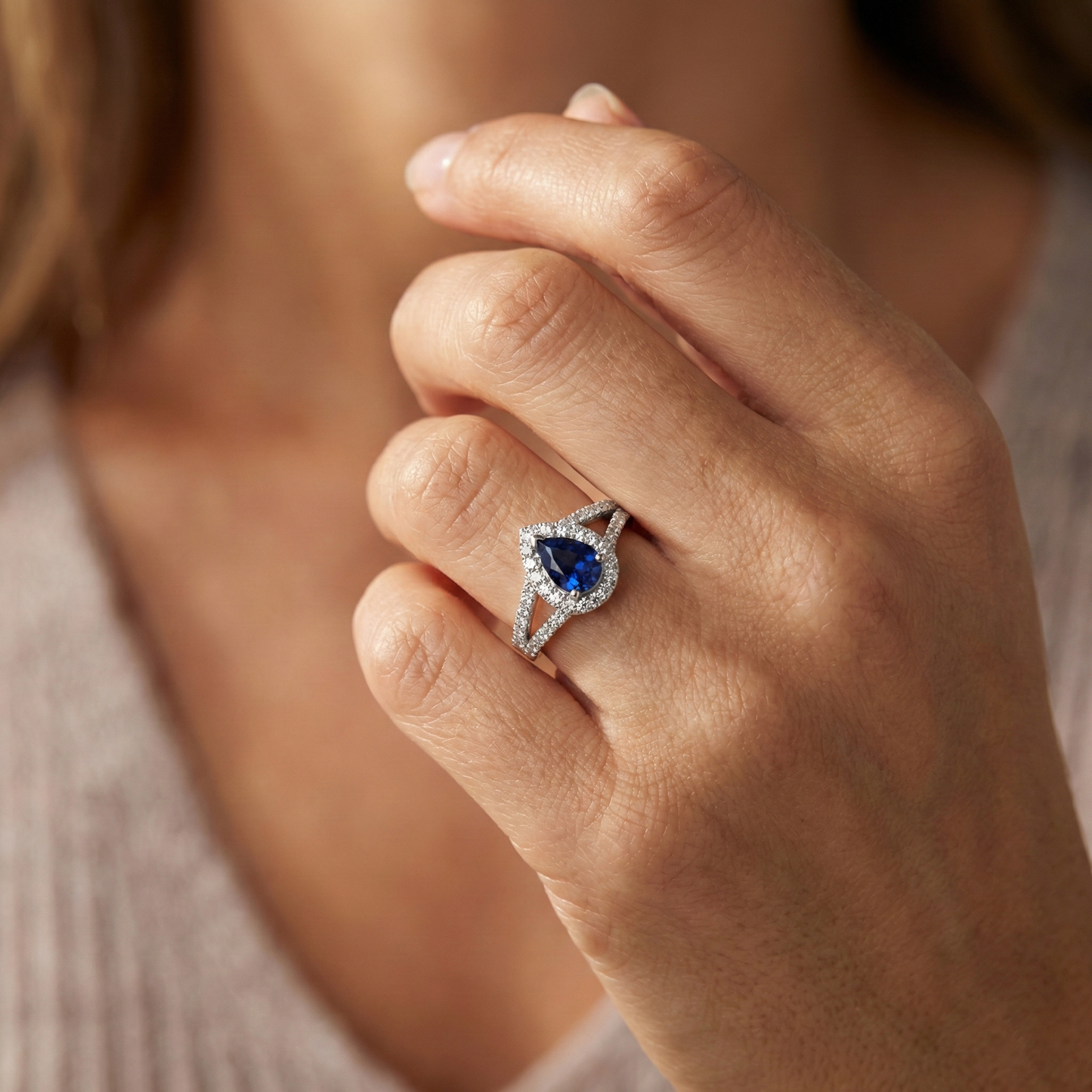 natural round sapphire 2.50ct ring with diamond accents