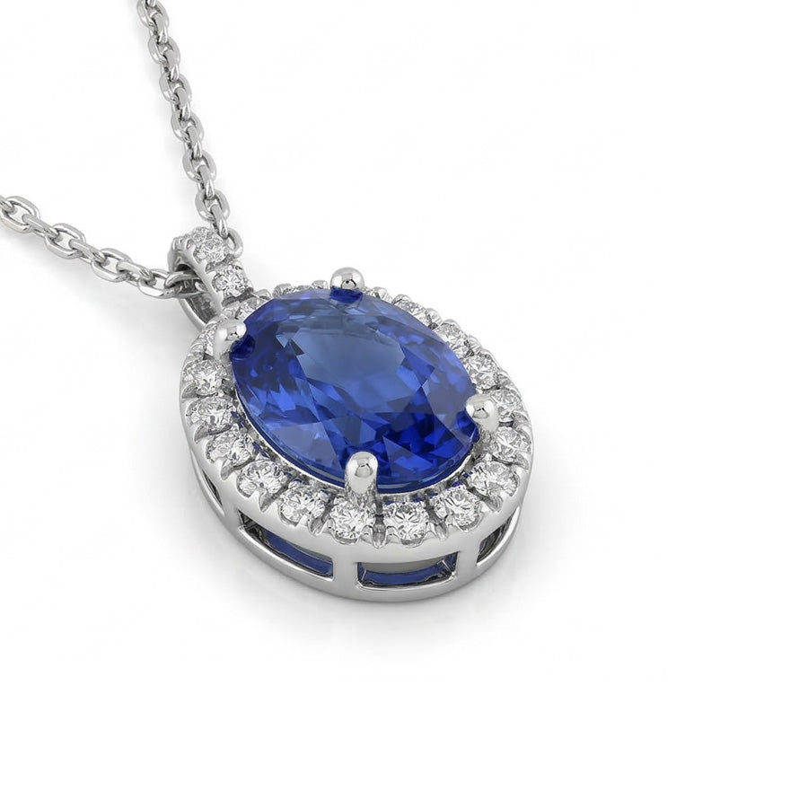 natural round sapphire 3.70ct pendant close up detail