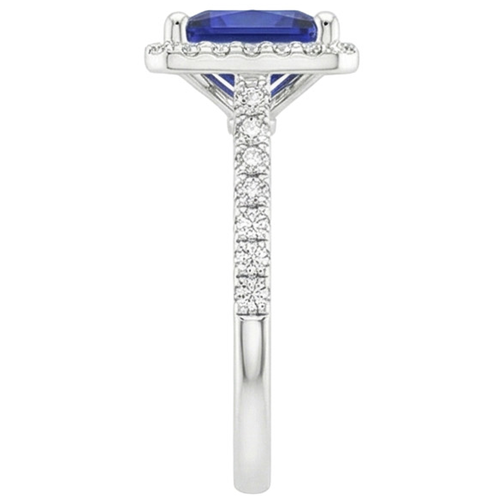 natural round sapphire 6ct ring on white background
