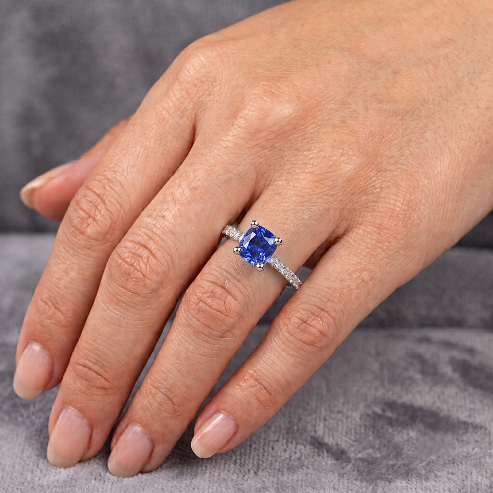 White Gold Solitaire Blue Sapphire Ring & Accented Natural Earth Mined Diamond ( Not Lab Grown ) 2.50 Carats