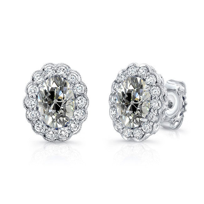 Old Mine Cut Fine Diamond ring in 14K White Gold – main view