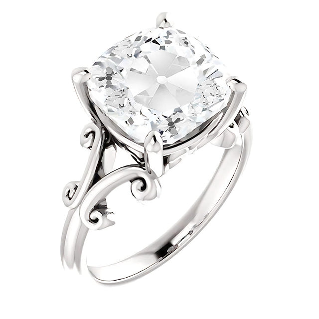 Cushion Cut Diamond ring in 14K White Gold – front view