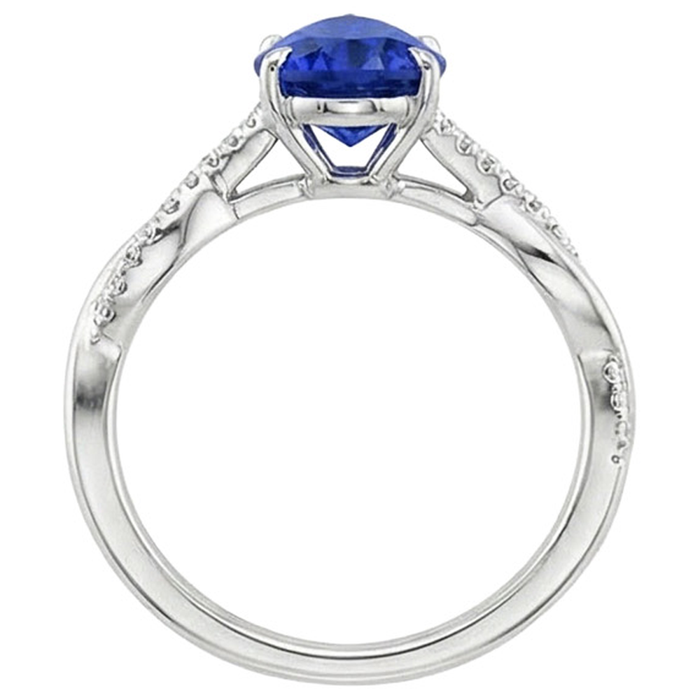 natural round sapphire 5ct ring close up detail