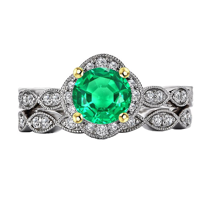 Elegant Fine Emerald Gemstone Ring 2.50 ct – main view