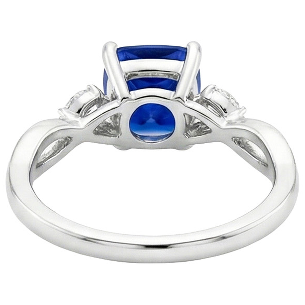 natural cushion sapphire 2.75ct ring close up detail