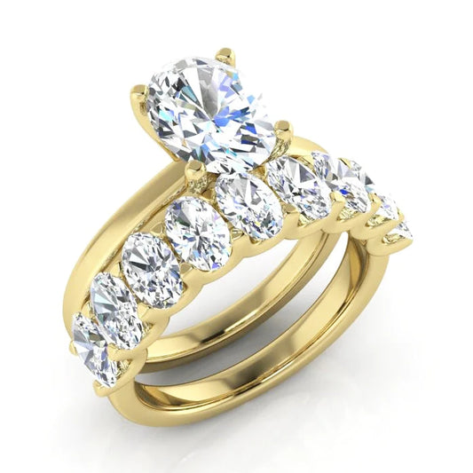 Yellow Gold Wedding Ring Set With Oval Real Diamonds