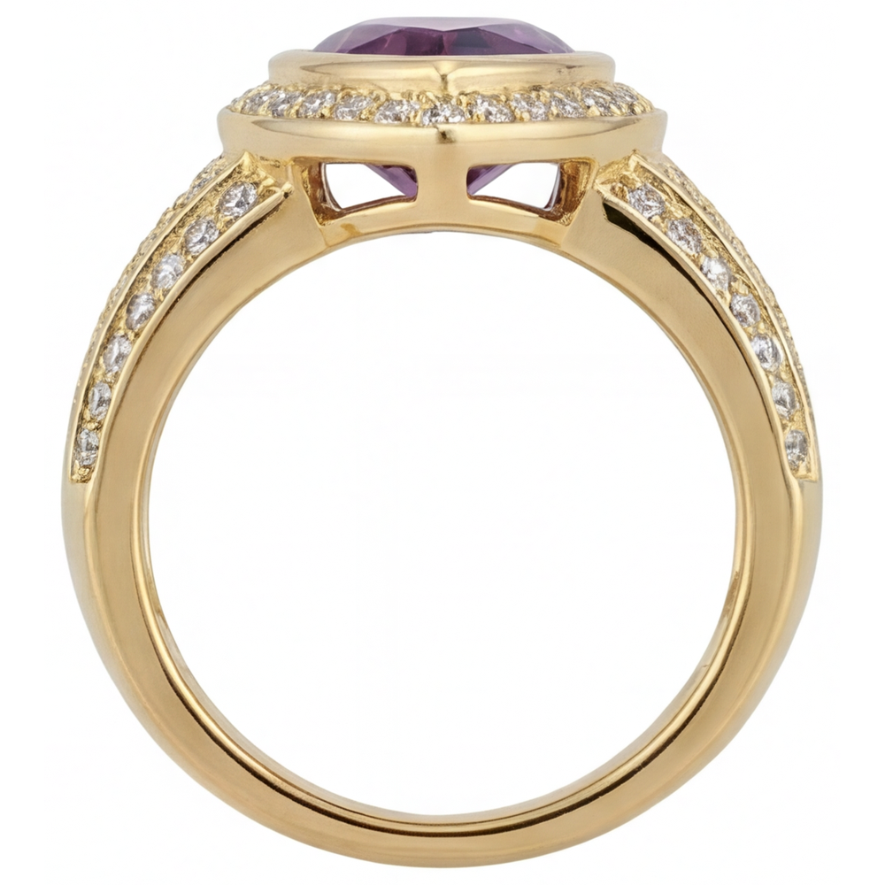 Amethyst Precious Stone Ring 9.50-ct 14K Yellow Gold – profile view