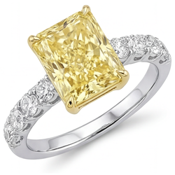 Canary Yellow Diamond Statement Ring – VVS Clarity 2.5 ct 14K