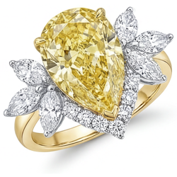 VVS Statement Ring – Fancy Yellow Diamond 4 ct 14K Two Tone Gold