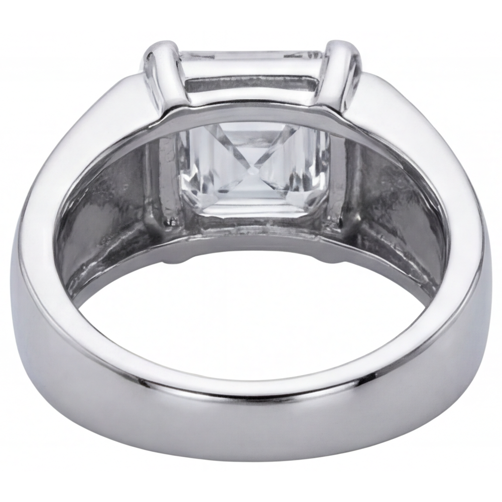 Asscher Fine Diamond ring in 14 Karat White Gold – top view