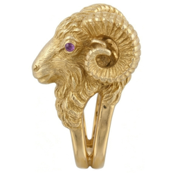 Purple Amethyst Ram Precious Stone Ring 0.10 ct in 14K Yellow