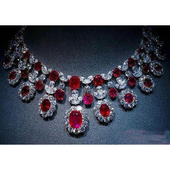 59.50 Carats Ruby And Diamonds Women Necklace White Gold 14K - Gemstone Necklace-harrychadent.ca