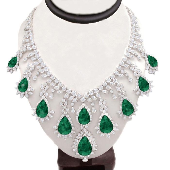 Big Green Emerald & White Diamonds 228.35 Carats Necklace New - Gemstone Necklace-harrychadent.ca