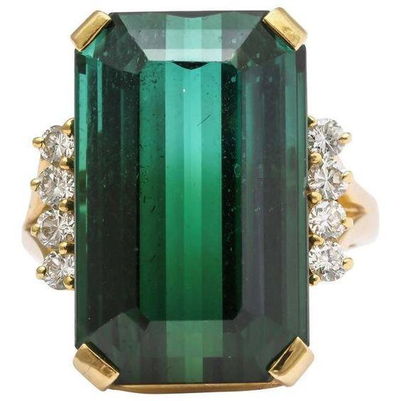 13 Ct Green Tourmaline And Diamond Ring 14K Yellow Gold - Gemstone Ring-harrychadent.ca